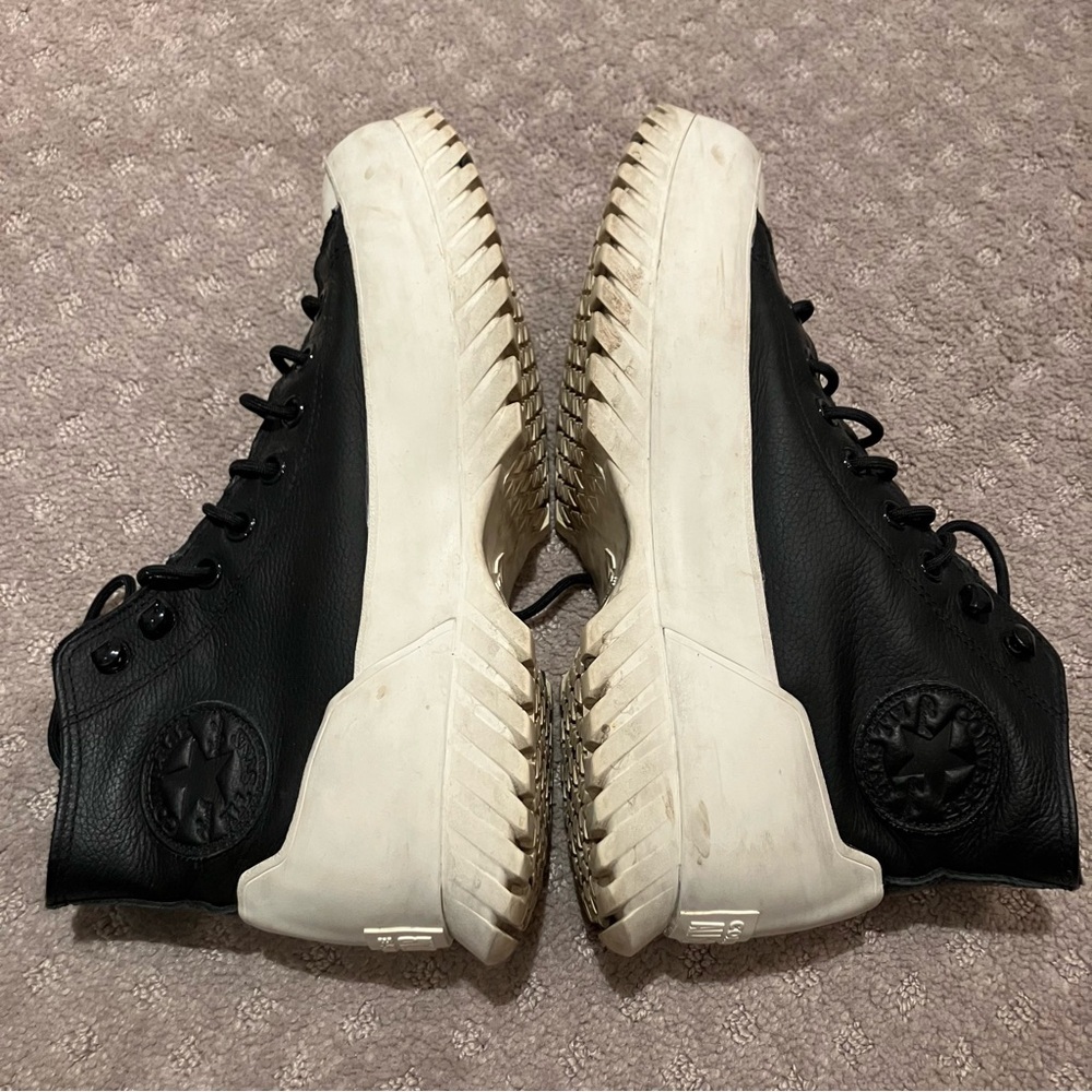 Converse Black and White High-Top Sneakers. Leather. Counter climate - Picture 2 of 9